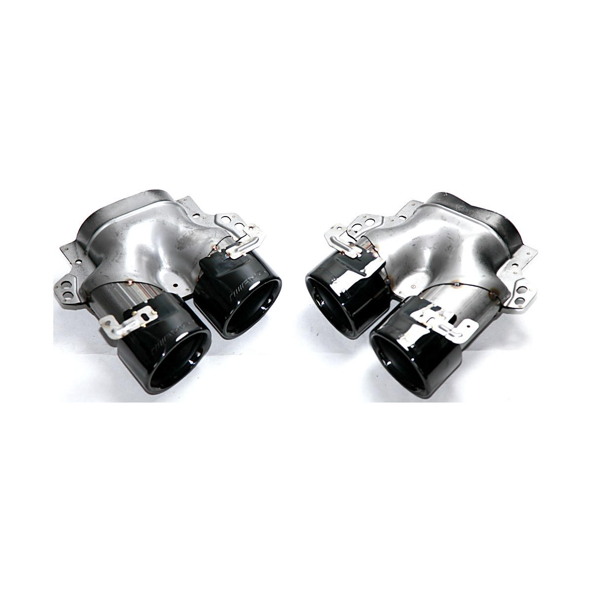mercedes-benz-w213-e53-exhaust-tips-03.jpg