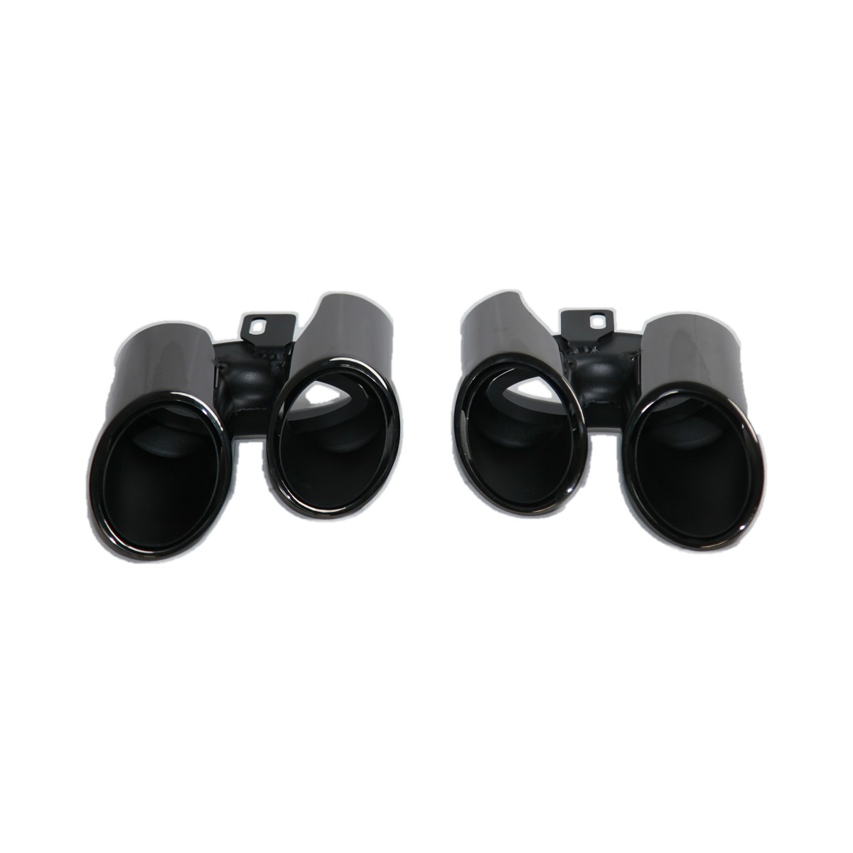 porsche-panamera-split-round-exhaust-tips-front.jpg